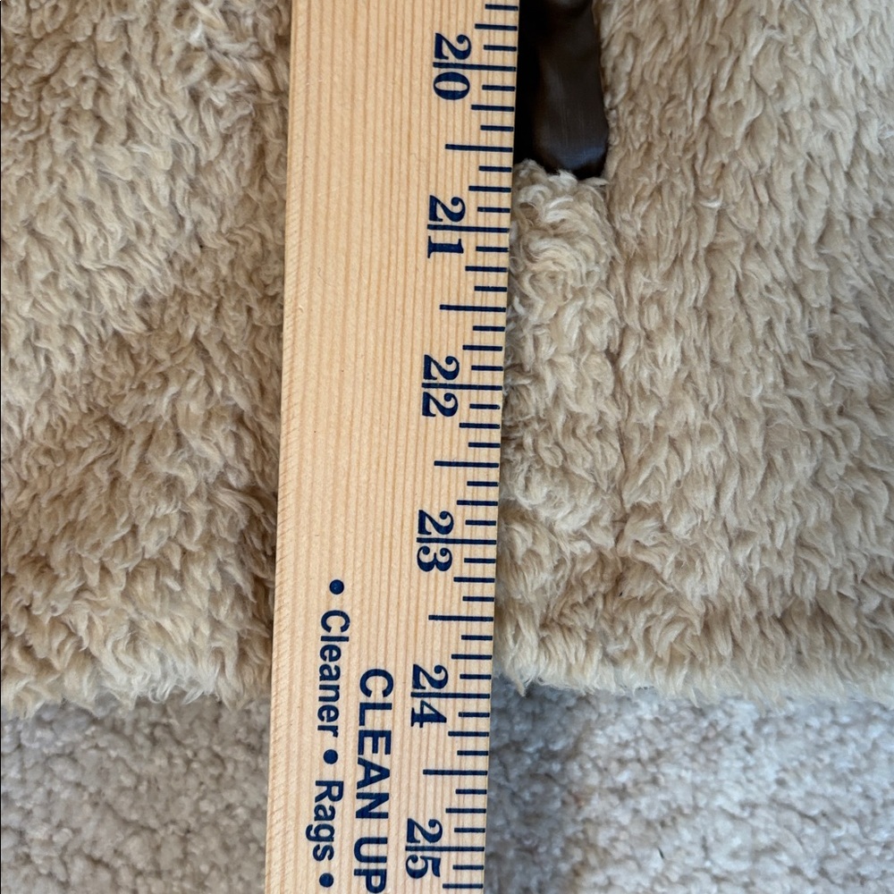 Patagonia Cream Sherpa Fleece Jacket - Picture 12 of 13